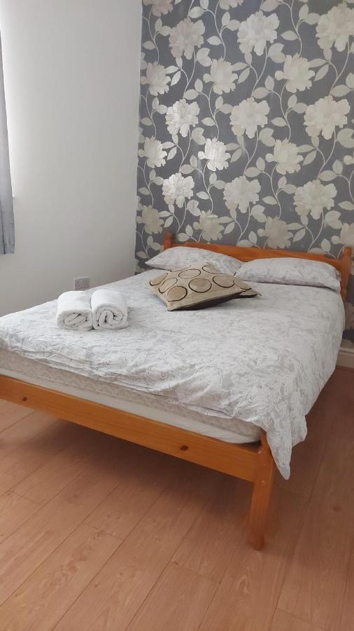 Spacious Double Room In Anfield Ливърпул Екстериор снимка
