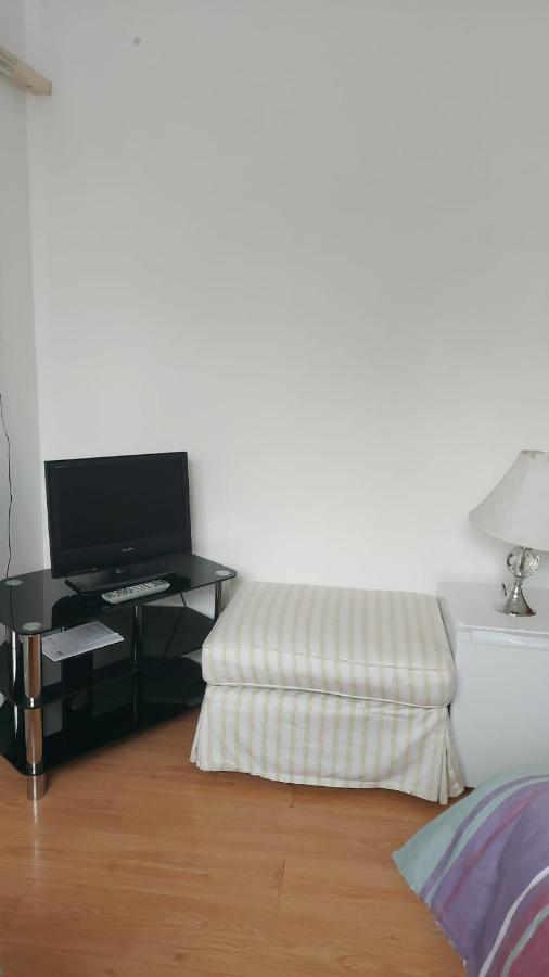 Spacious Double Room In Anfield Ливърпул Екстериор снимка