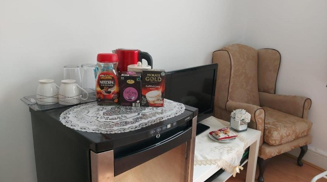 Spacious Double Room In Anfield Ливърпул Екстериор снимка