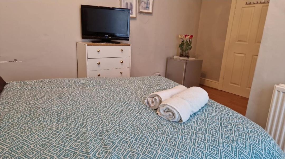 Spacious Double Room In Anfield Ливърпул Екстериор снимка